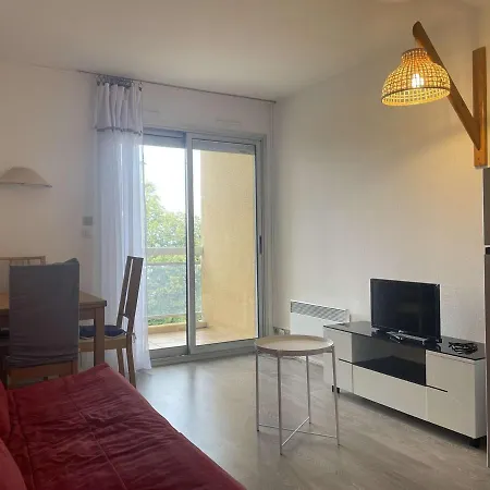 Apartament Juan Les Pins: 2 Pieces Avec Piscine Proche - Fr-1-252-194 *