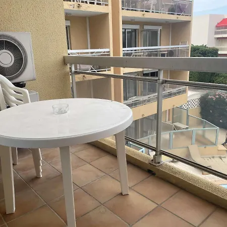 Juan Les Pins: 2 Pieces Avec Piscine Proche - Fr-1-252-194 아파트 *
